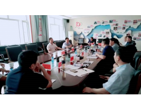 標(biāo)題：王振華董事長一行赴通遼市、赤峰市調(diào)研牧區(qū)現(xiàn)代化
瀏覽次數(shù)：1366
發(fā)表時間：2021-07-23