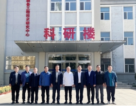 標(biāo)題：五征集團(tuán)姜衛(wèi)東董事長一行蒞臨呼和浩特分院考察調(diào)研
瀏覽次數(shù)：1012
發(fā)表時(shí)間：2022-09-21