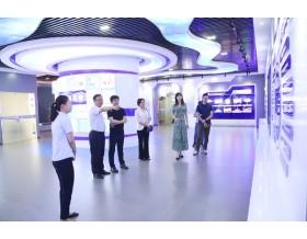 標題：國機財務有限責任公司總經(jīng)理助理鮑志偉一行蒞臨呼和浩特分院調(diào)研
瀏覽次數(shù)：1243
發(fā)表時間：2023-07-28