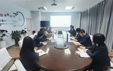 標(biāo)題：呼和浩特分院職能部門黨支部組織開展主題教育專題組織生活會會前學(xué)習(xí)
瀏覽次數(shù)：804
發(fā)表時間：2024-01-15
